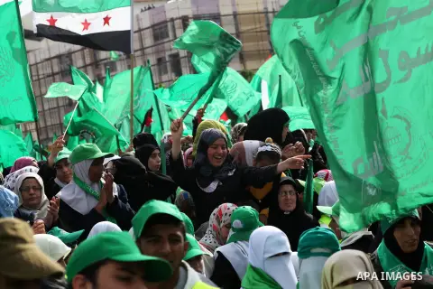 Palestinian Hamas supporters attend a Hamas rally marking the 25th anniversary of the Islamist movement's founding in Gaza City on December 8, 2012. Hamas chief Khaled Meshaal arrived to Gaza strip on December 7 during h...