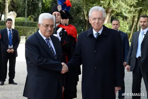 Palestinian President Mahmoud Abbas meets with Italian Prime Minister Mario Monti during an official visit to Italy on 17 December 2012. Photo by Thaer Ganaim