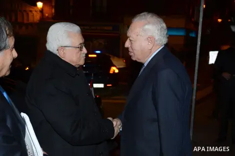 Palestinian President Mahmoud Abbas (Abu Mazen), meets with Spanish Foreign Minister in Spanish capital Madrid, on Dec.18, 2012. Photo by Thaer Ganaim