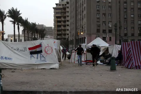 Egyptian protesters oppose President Mohamed Mursi camping at Tahrir Square in Cairo December 20, 2012. Egyptian Islamist groups are planning a mass protest in Alexandria on Friday, a move that will raise tensions a day...