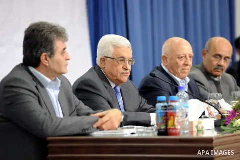 Palestinian President Mahmoud Abbas speaks during the meeting of advisory Council of the Fatah movement in the West Bank city of Ramallah on 22 December 2012. Photo by Thaer Ganaim