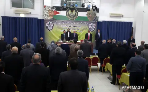 Palestinian President Mahmoud Abbas, attends a meeting of his Fatah Party, at his headquarter in the West Bank city of Ramallah, 26 December 2012. Photo by Issam Rimawi