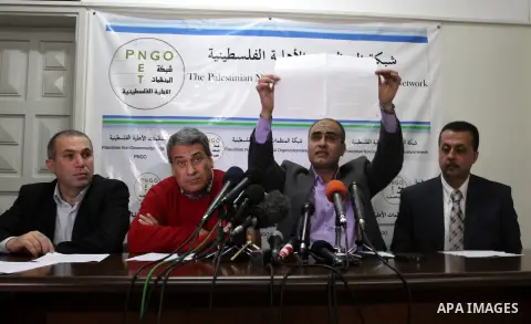 Head of the Palestinian Non-Governmental Organization's Network"NGO" Amjad Shawa, speaks during a press conference to show the letter addressed to U.S. President, Barack Obama, in Gaza city on 14 March, 2013. during his...
