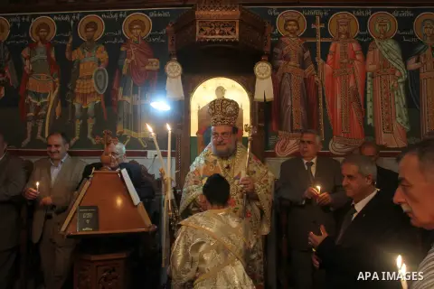 Palestinian Orthodox celebrate Holy Fire ceremony at the Saint Porfirios church in Gaza City early Gaza City May 05, 2013. Photo by Naaman Omar