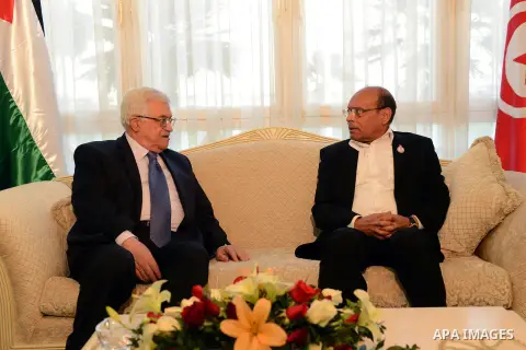 Palestinian President Mahmoud Abbas meets with Tunisian President Moncef Marzouki in Tunis, Tunisia, 13 January 2013. Abbas arrived in Tunis to attend the celebration marking the second anniversary of an uprising that ou...