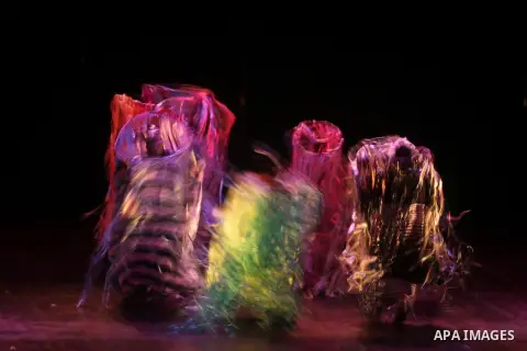 Palestinian artists take part a display of theatrical "shalt steal a Bit less" in the cultural palace, in the West Bank city of Ramallah on Feb. 06. 2013.The theatre play "Thou Shalt Steal a Bit Less" is inspired by the...