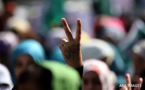 Palestinian women take part in a protest against the death of a Palestinian detainee in an Israeli jail, in Gaza City February 24, 2013. Palestinian officials on Saturday demanded an international investigation into the...