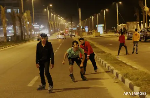 Members of a Palestinian youth skate team show their technique during training in Gaza city on March 8, 2013. Photo by Ezz al-Zanoon