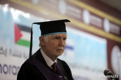 Finland Foreign Minister Erkki Tuomioja visits Palestine University in the Gaza city on May 21, 2013. The Minister presented 1.5 million Euro as a donation to United Nations Relief and Works Agency (UNRWA). Photo by Ashr...