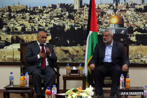 Palestinian Prime Minister in Gaza strip, Ismail Haniyeh, meets with the moroccan delegation in Gaza city on May 27, 2013. Photo by Ahmed Shaat