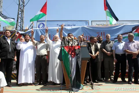 Palestinian leaders of Hamas and Islamic Jehad take part in a protest against Palestinian-Israeli negotiations on August 23, 2013, in Gaza City. A senior Palestinian official accused on August 23 Israel of preventing the...