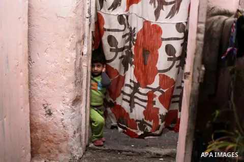 Palestinian Relatives of Freed Palestinian prisoner Ahmed al-Damoni, who was held by Israel for 23 years, paly inside his family's house in the central Gaza Strip October 30, 2013. Israelis say al-Damoni was convicted of...
