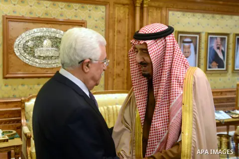 Palestinian President Mahmoud Abbas (R) meets with Saudi's Crown Prince Salman bin Abdul Aziz al-Saud, in Riyadh on November 20, 2013. Photo by Thaer Ganaim