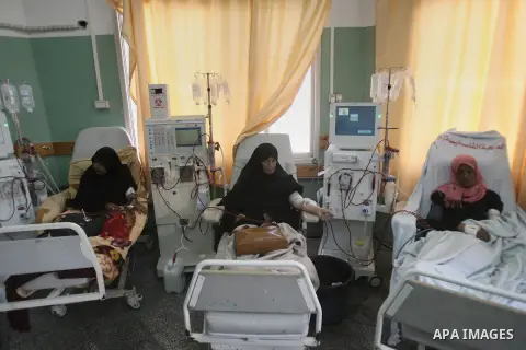 Palestinian patients undergo kidney dialysis at Abu Yousef al-Najjar hospital in Rafah in the southern Gaza Strip Nov. 24, 2013. Gaza has been almost entirely without fuel for weeks, and the resulting shut down of the St...