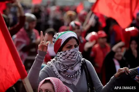 Palestinians take part in a rally in Gaza City on December 7, 2013, marking the 46th anniversary of the founding of the Popular Front for the Liberation of Palestine (PFLP), a Palestinian Marxist revolutionary organizati...