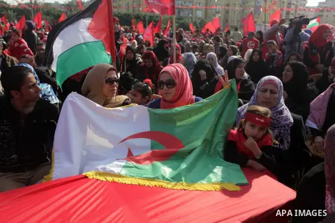 Palestinians take part in a rally in Gaza City on December 7, 2013, marking the 46th anniversary of the founding of the Popular Front for the Liberation of Palestine (PFLP), a Palestinian Marxist revolutionary organizati...