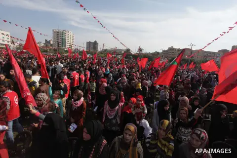 Palestinians take part in a rally in Gaza City on December 7, 2013, marking the 46th anniversary of the founding of the Popular Front for the Liberation of Palestine (PFLP), a Palestinian Marxist revolutionary organizati...