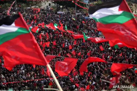 Palestinians take part in a rally in Gaza City on December 7, 2013, marking the 46th anniversary of the founding of the Popular Front for the Liberation of Palestine (PFLP), a Palestinian Marxist revolutionary organizati...