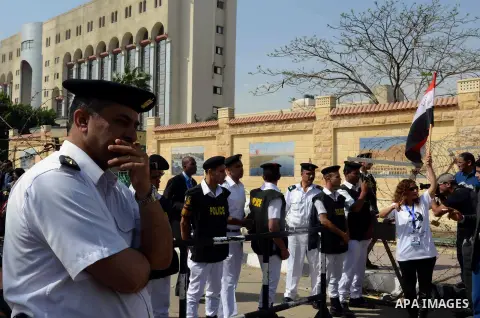 Egyptian presidential hopeful Hamdeen Sabahy arrives to formally submit the documents required for his presidential candidacy to Egyptian presidential elections commission, in Cairo, Egypt, 19 April 2014. Leading Egyptia...