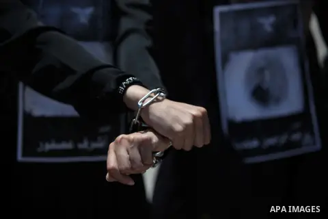 Palestinian youths take part a protest to solidarity with Palestinian prisoners on hunger strike in Israeli jails in Gaza City on May 19, 2014. Israel had refused to release as promised a last group of Palestinian prison...