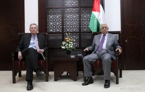 Palestinian President, Mahmoud Abbas (Abu Mazen) delivers Robert Serry, the United Nations Special Coordinator for the Middle East Peace Process, a letter to the UN Secretary-General Ban Ki-moon, in the West Bank city of...