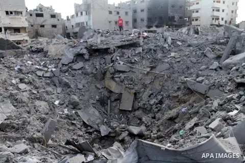 A general view of destruction in the Shejaia neighbourhood, which witnesses said was heavily hit by Israeli shelling and air strikes during an Israeli offensive, is seen in Gaza City July 26, 2014. A 12-hour humanitarian...