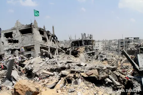 The rubbles of Palestinian houses, which witnesses said were badly damaged during the Israeli offensive, are seen at al-Shijaiyah neighborhood in the east of Gaza City August 5, 2014. Israel pulled its ground forces out...