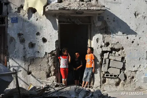 Palestinians return to their houses in Shejaiya neighborhood after a ceasefire was declared, in Gaza city on August 28, 2014. Israel and Palestinians both boasted of victory in the Gaza war but analysts say Hamas receive...