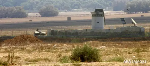A general view of Palestinians farmland which destroyed during fighting between Hamas militants and Israel near the Israeli Gaza border fence in east of Khan Younis, southern Gaza Strip September 2, 2014. An open-ended c...