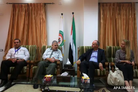 Norway's ambassador of the Palestinian Authority in Jerusalem, "Hans Jacob Ferdinland" visits Al-Shifa hospital, in Gaza city, on Sep. 03, 2014. Photo by Mohammed Asad