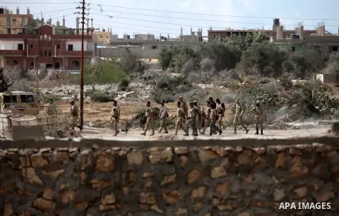 Egyptian soldiers take part in a military operation in the Egyptian city of Rafah, near the border with the southern Gaza Strip on October 30, 2014, as Egypt began setting up a buffer zone along the border with the Hamas...