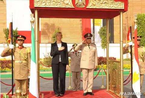 General Commander of the Armed Forces Sedky Sobhy meets with Italian Defense Minister Roberta Benoty in Cairo, Egypt Nov. 01, 2014. Photo by Armed Forces