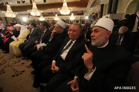 Muslim scholars and popes of eastern churches attend the conference "Azhar in the face of terrorism and extremism" in Cairo, December 3, 2014. Grand Imam of Egypt s al-Azhar Institution Ahmed al-Tayeb addressed a two-day...