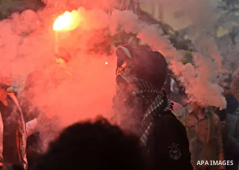 Egyptian students who are members in Students Against the Coup group (SAC), take part in a demonstration against the Cairo Criminal Court's decision to drop charges against former president Hosni Mubarak, at Cairo Univer...