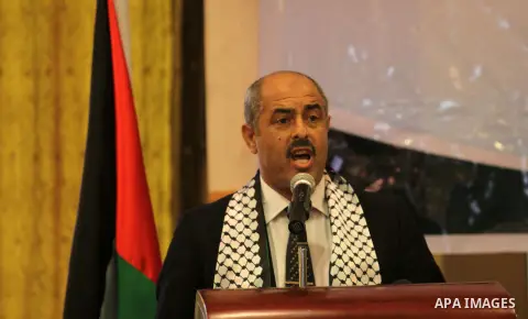 Former head of the union staff in Gaza, Mohammed Siam speaks during a press conference in Gaza city, on December 6, 2014. Photo by Ashraf Amra
