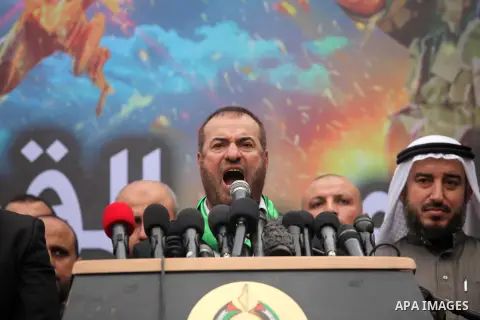 Senior Hamas leader Fathi Hammad, speaks during a rally ahead of the 27th anniversary of the movement founding, in Jabaliya in the northern Gaza Strip December 12, 2014. Photo by Ashraf Amra