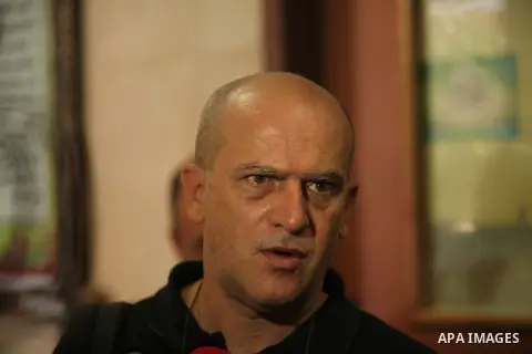 Head of the Red Cross mission in Israel and the Palestinian territories Jacques De Maio, visits the al-Aqsa Martyrs Hospital in Deir al-Balah in the northern Gaza Strip July 29, 2015. Photo by Ashraf Amra