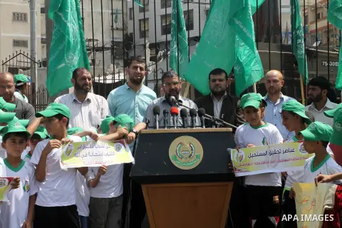 Hamas spokesman Sami Abu Zuhri, speaks during a press conference to announce the start of summer camps organized by the Hamas movement in Gaza city on August 1, 2015. Photo by Mohammed Asad