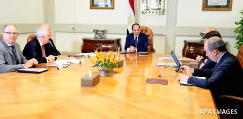 Egyptian President, Abdel Fattah al-Sisi meets with the executive director of the Italian company Eni Petroleum in Cairo, Egypt on August 29, 2015. Photo by Egyptian President Office