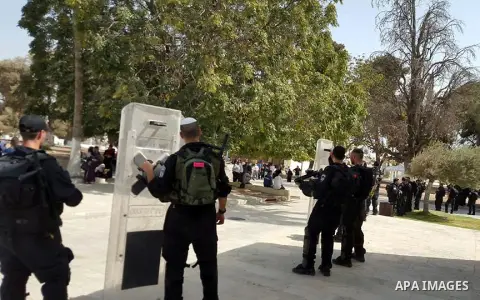 Israeli police stand guard during clashes with Palestinian demonstrators a street of the Muslim quarter in Jerusalem's Old City on September 15, 2015. Muslims and Israeli police clashed at Jerusalem's flashpoint Al-Aqsa...