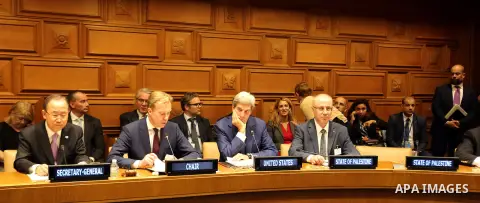 Palestinian Prrime Minister Rami hamadallah attends a press conference with Russian Foreign Minister Sergei Lavrov at the United Nations headquarters in New York, the United States, Sept. 30, 2015. Photo by Thaer Ganaim