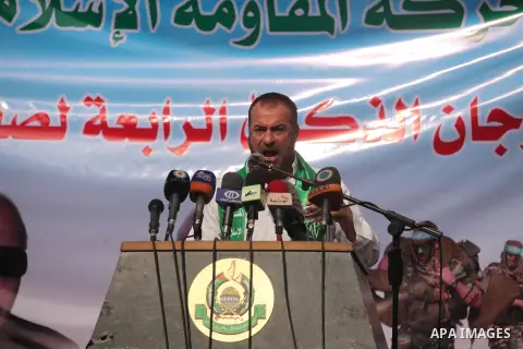 Senior Hamas leader Fathi Hammad, speaks during in a protest demanding release the prisoners in Israeli jails, in front of Red cross office, in Gaza city, on Oct. 19, 2015. Photo by Ashraf Amra