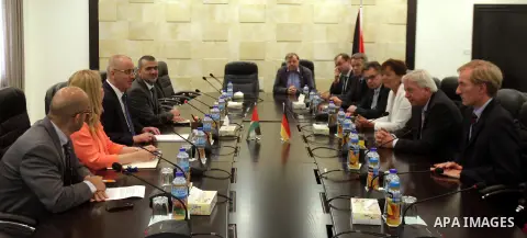 Palestinian Prime Minister Rami Hamdallah meets with Volker Bouffier, Minister-President of the German state of Hesse, in the West Bank city of Ramallah on October 20, 2015. Photo by Prime Minister Office