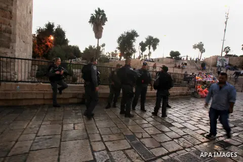 Israeli border police officers stand guard at Damascus Gate of the Jerusalem's Old City in Jerusalem's, Oct. 24, 2015. Kerry said Saturday that Israel and Jordan have agreed on steps aimed at reducing tensions at a holy...
