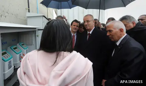 Palestinian Prime Minister, Rami Hamdallah, opens the main water pipeline project, in the West Bank city of Hebron, on December 17, 2015. Photo by Prime Minister Office