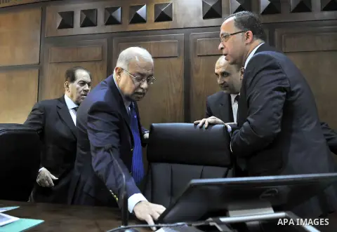Egyptian Prime Minister, Ismail Sharif, visits the Ministry of Planning, in Cairo, Egypt, o January 16, 2016. Photo by Stringer