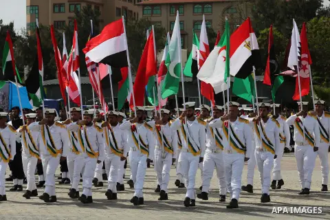 Palestinian members of officers display their skills during a graduation ceremony, in Gaza city, on March 6, 2016. Photo by Mohammed Asad