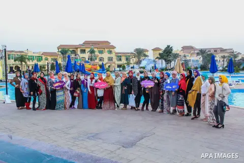 Egyptian girls take part in a competition hijab queen, in Cairo, on March 19, 2016. Photo by Amr Sayed