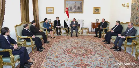 Egyptian President Abdel Fattah al-Sisi meets with Chinese Vice Premier Liu Yandong in Cairo, capital of Egypt, March 27, 2016. Photo by Egyptian President Office