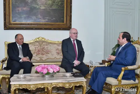 Egyptian President Abdel Fattah al-Sisi meets with the leader of the majority of German Parliament, Volker Cawdor, in Cairo, Egypt, on April 07, 2016. Photo by Egyptian President Office
